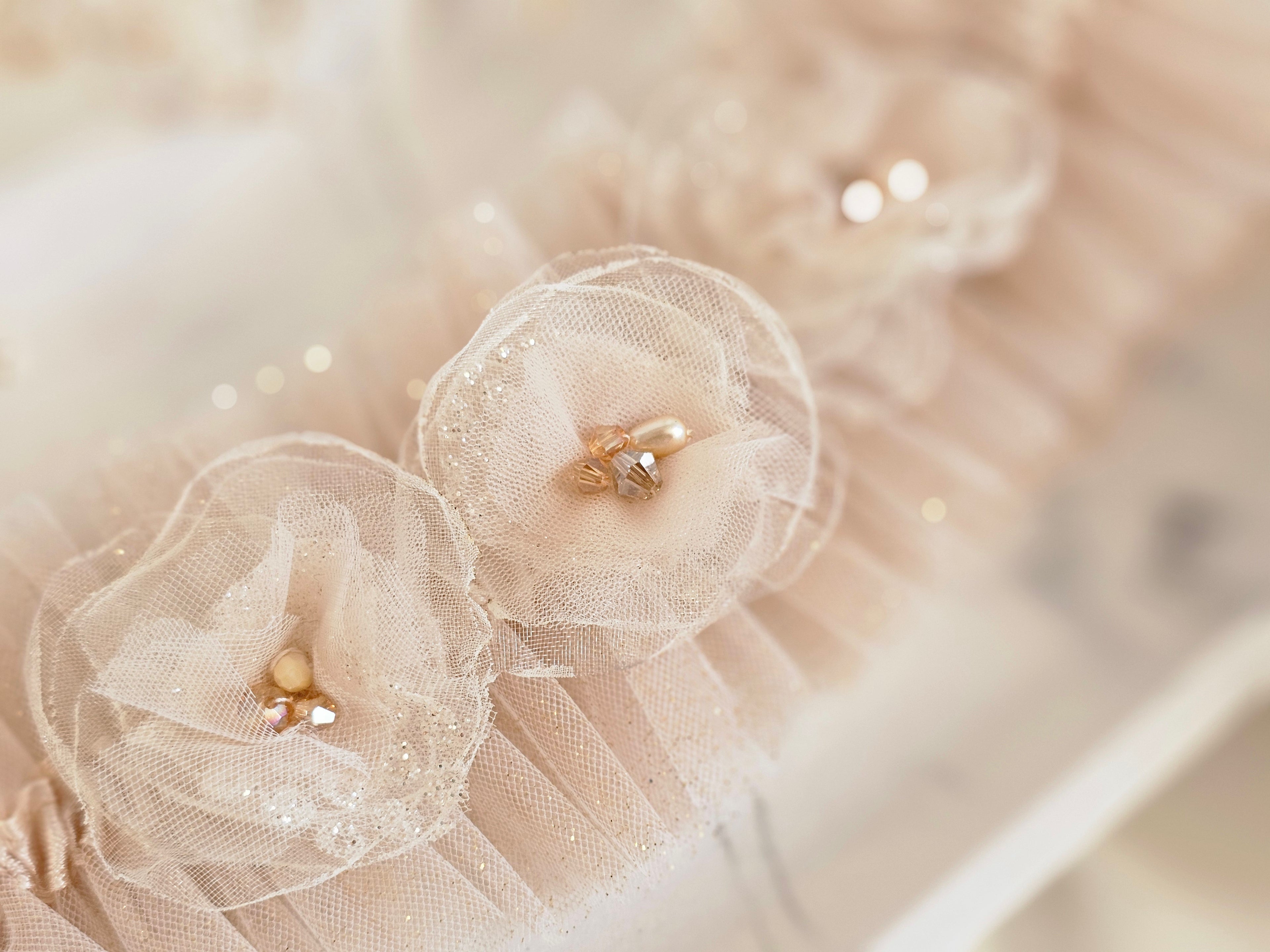 Podwiązka ślubna z kwiatami w 3 D