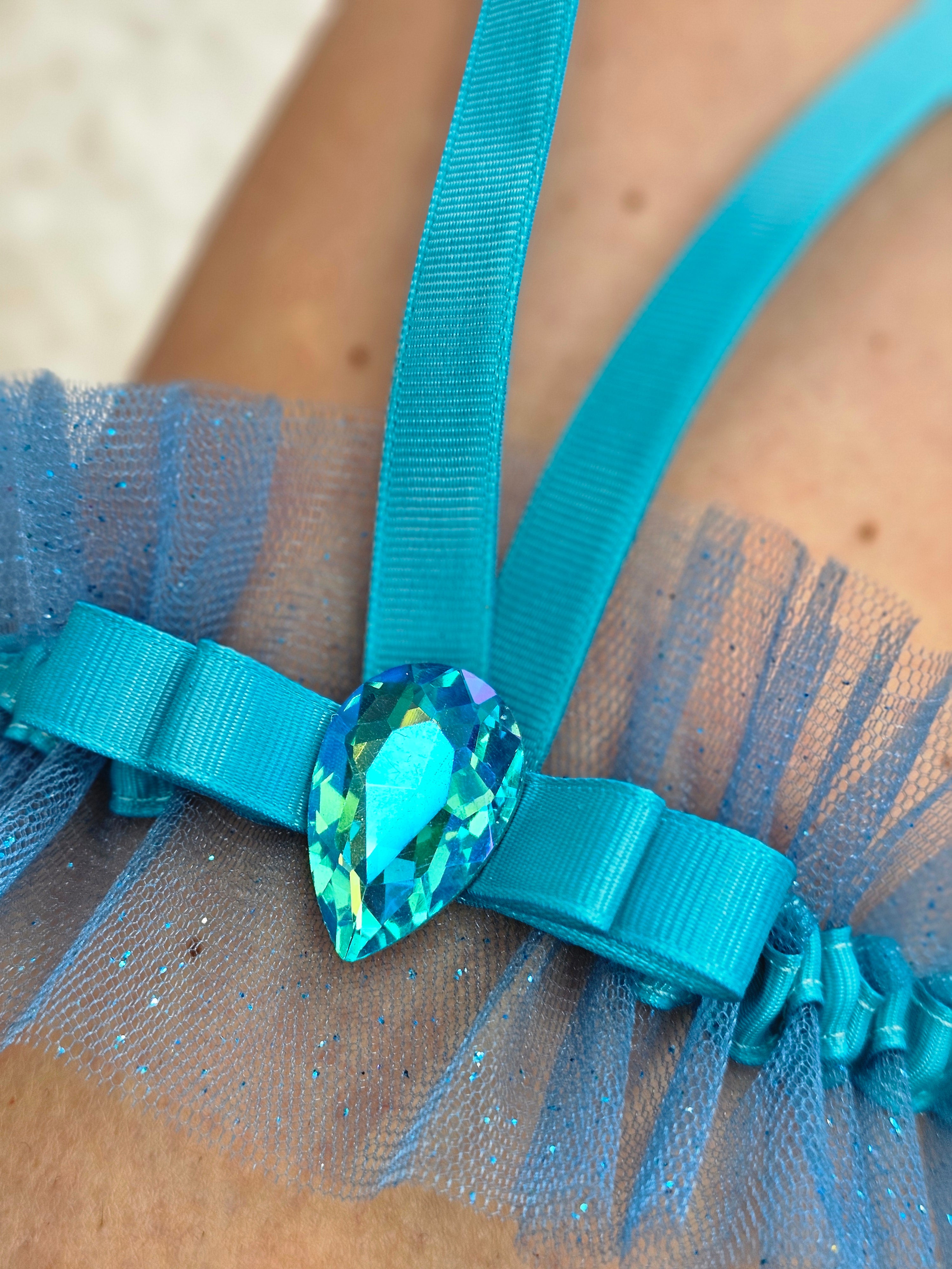 Niebieska Podwiązka z diamentem